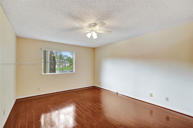 9833 Westview Dr 819, Coral Springs, FL 33076