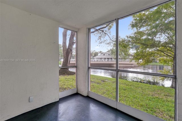 9833 Westview Dr 819, Coral Springs, FL 33076