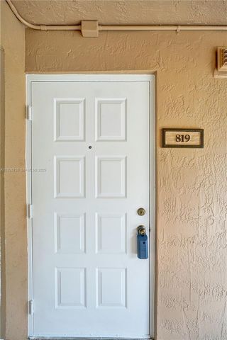 9833 Westview Dr 819, Coral Springs, FL 33076