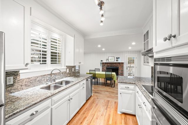1305 Clarke St, Old Hickory, TN 37138