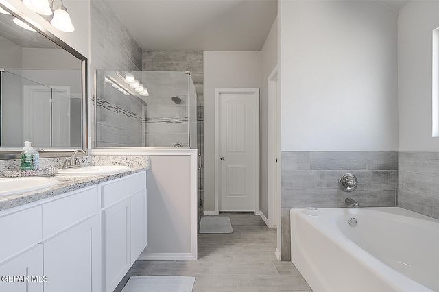 8217 HICKERSON Drive, Canutillo, TX 79835