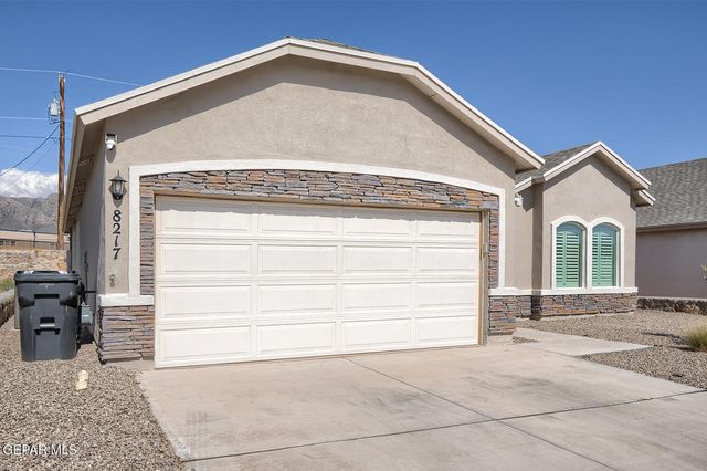 8217 HICKERSON Drive, Canutillo, TX 79835