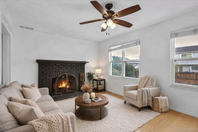 1024 S Mobile Street, Aurora, CO 80017