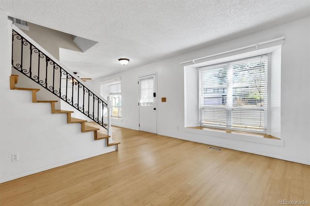 1024 S Mobile Street, Aurora, CO 80017