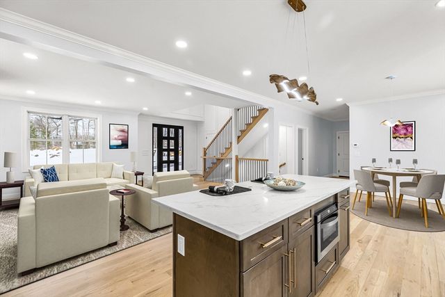 44 Balsam Hill Rd, Ludlow, MA 01056