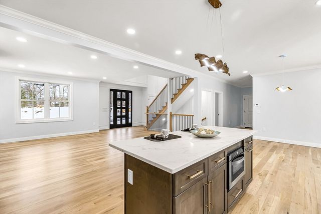 44 Balsam Hill Rd, Ludlow, MA 01056