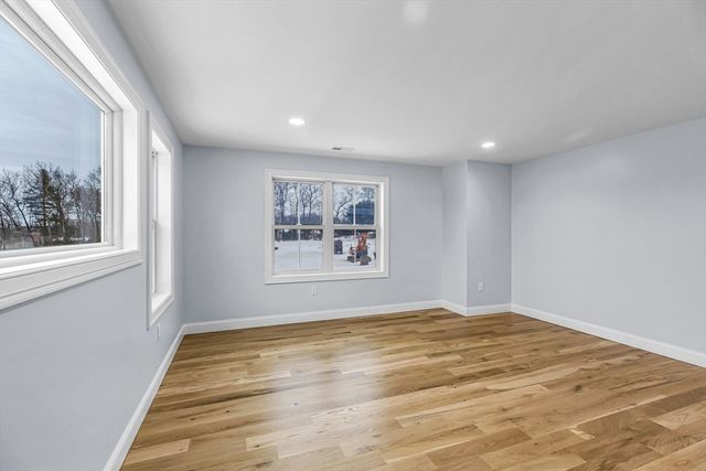 44 Balsam Hill Rd, Ludlow, MA 01056