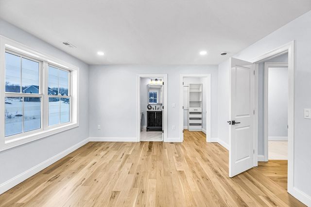 44 Balsam Hill Rd, Ludlow, MA 01056