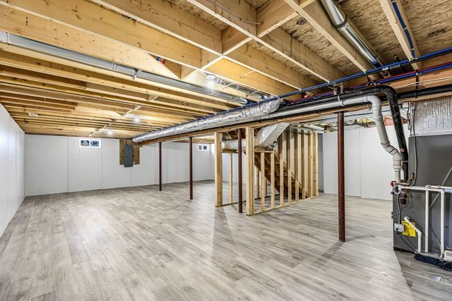 44 Balsam Hill Rd, Ludlow, MA 01056