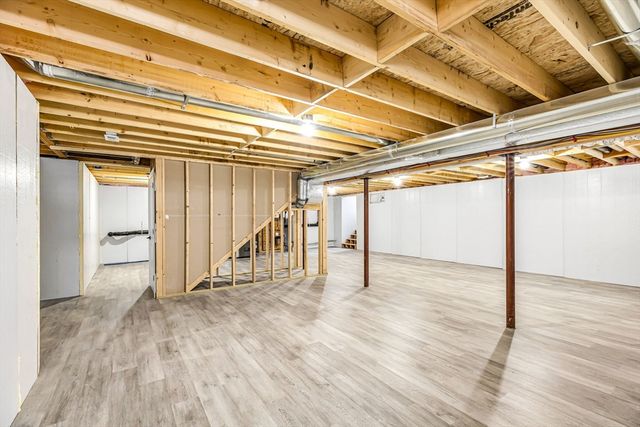 44 Balsam Hill Rd, Ludlow, MA 01056