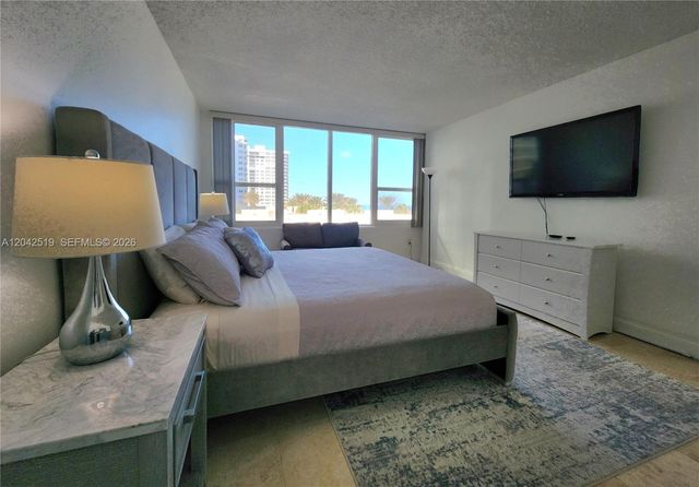 3505 S Ocean Drive 412, Hollywood, FL 33019