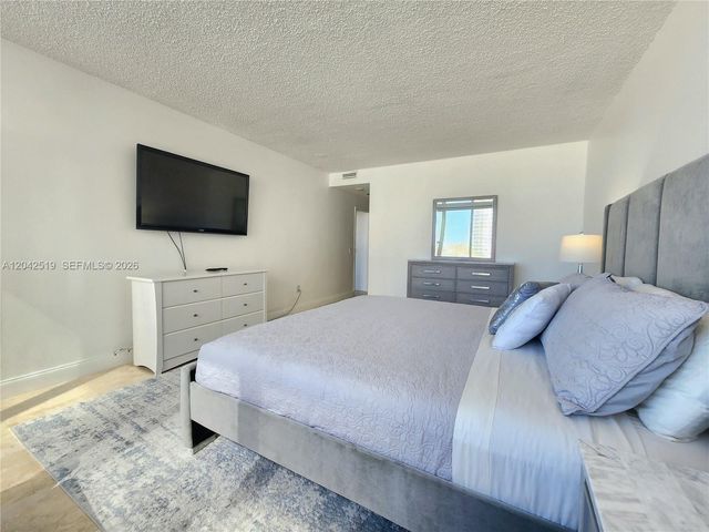 3505 S Ocean Drive 412, Hollywood, FL 33019