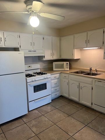 10 Josephine Street 207, North Providence, RI 02904