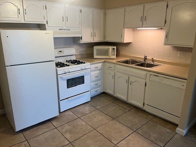 10 Josephine Street 207, North Providence, RI 02904