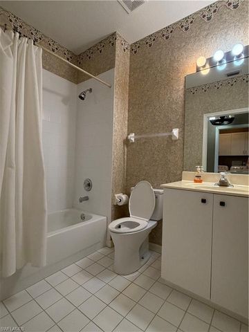 1340 Charleston Square DR 101, Naples, FL 34110
