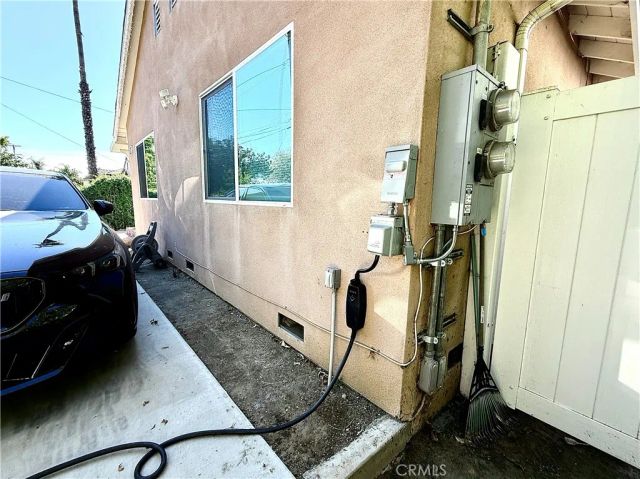 6715 Cedros Avenue, Van Nuys, CA 91405