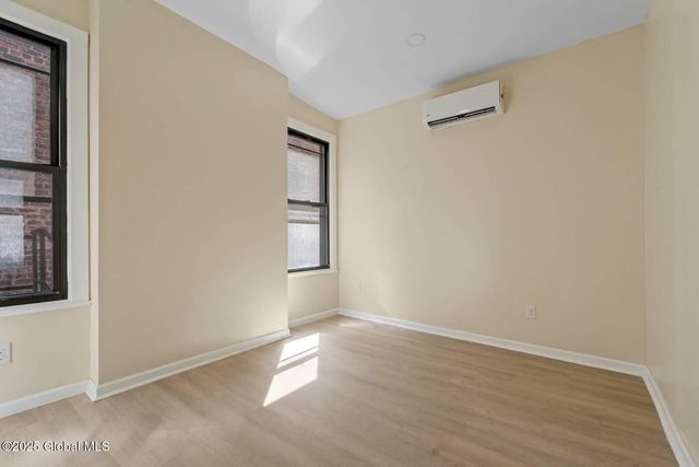 170 Washington Avenue 3A, Albany, NY 12210