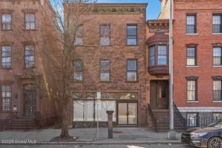 170 Washington Avenue 3A, Albany, NY 12210