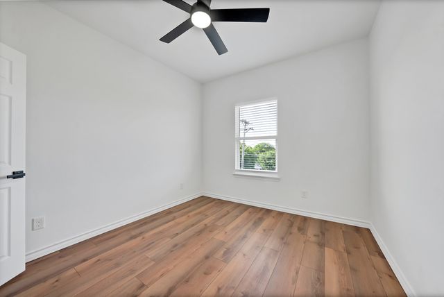 1008 20th Street, Fort Worth, TX 76164