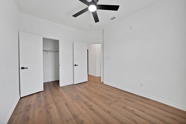 1008 20th Street, Fort Worth, TX 76164