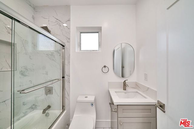 1108 Queen Anne Avenue, Los Angeles, CA 90019