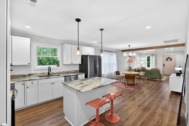 9 Mcdade Street, Greenville, SC 29611