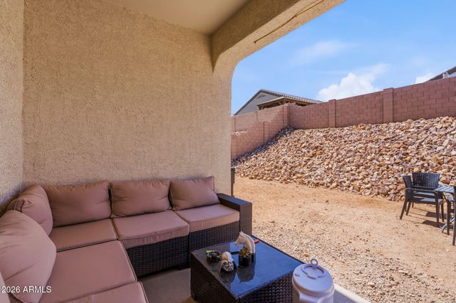 483 W WELDON Street, Vail, AZ 85641