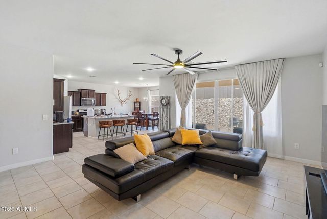 483 W WELDON Street, Vail, AZ 85641