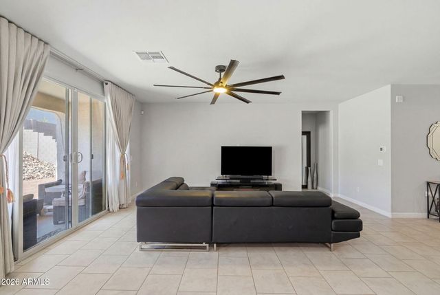 483 W WELDON Street, Vail, AZ 85641