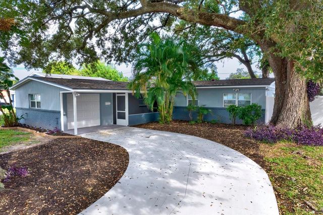 7505 W HENRY AVENUE, Tampa, FL 33615