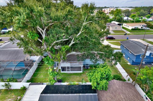 7505 W HENRY AVENUE, Tampa, FL 33615