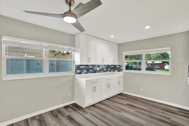 7505 W HENRY AVENUE, Tampa, FL 33615