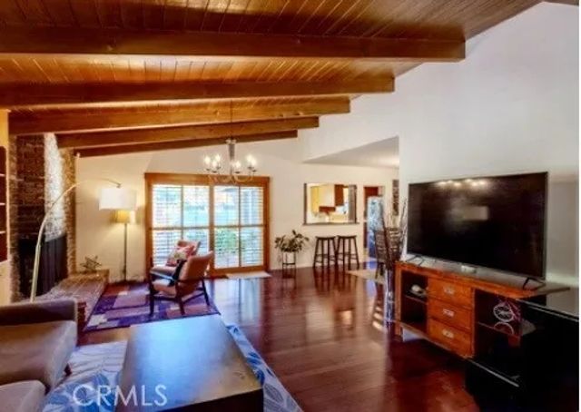 1724 Sombra Drive, Glendale, CA 91208