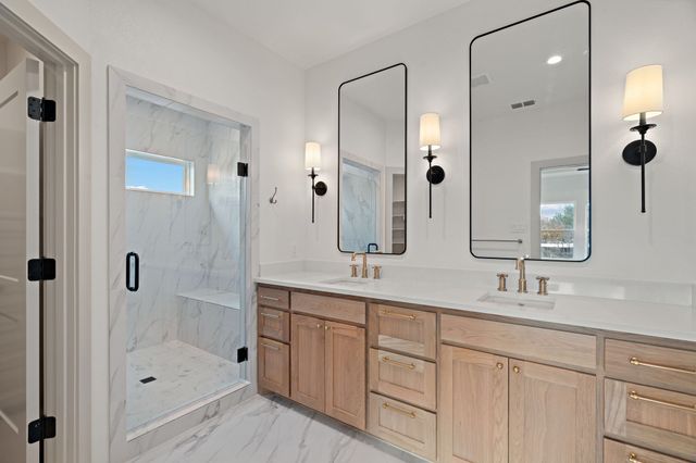 3812 E Port Ridglea Court, Granbury, TX 76049