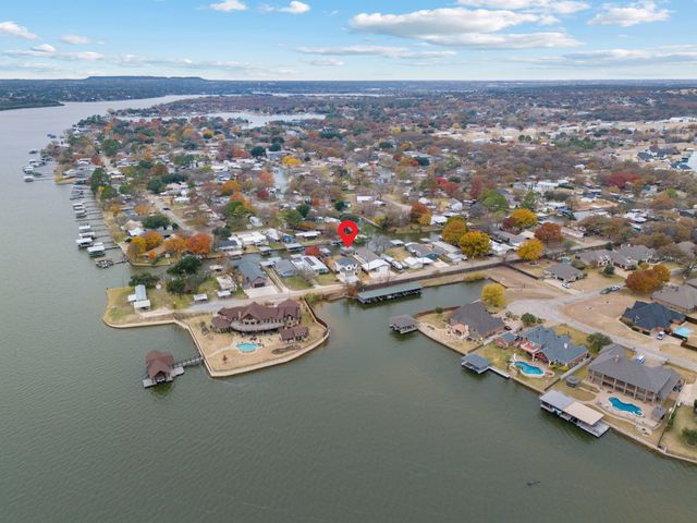 3812 E Port Ridglea Court, Granbury, TX 76049