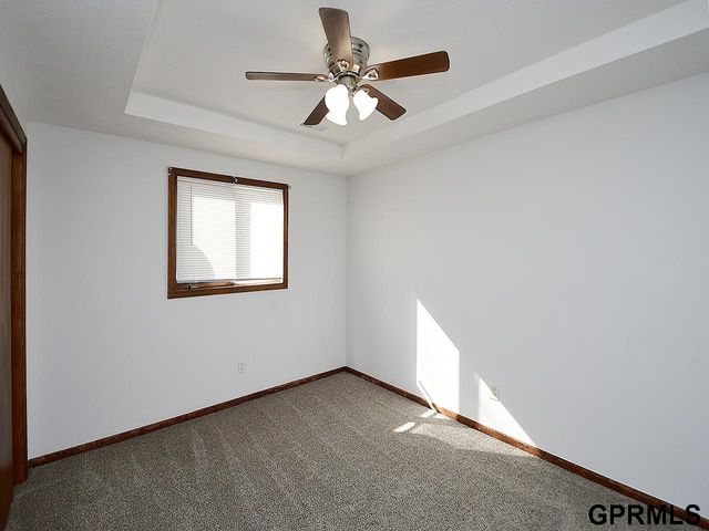 12135 Lisa Circle, Omaha, NE 68137