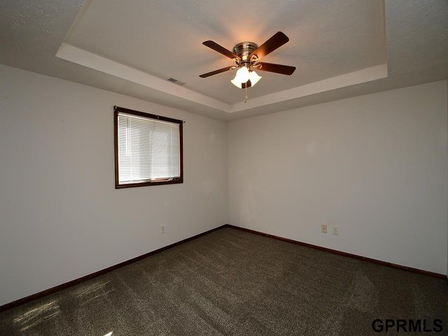 12135 Lisa Circle, Omaha, NE 68137