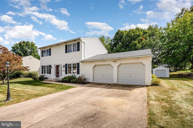 4321 NEW HAMPSHIRE DR, Harrisburg, PA 17112