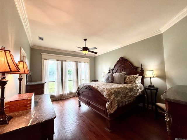 9528 Sawgrass Dr, Denham Springs, LA 70726