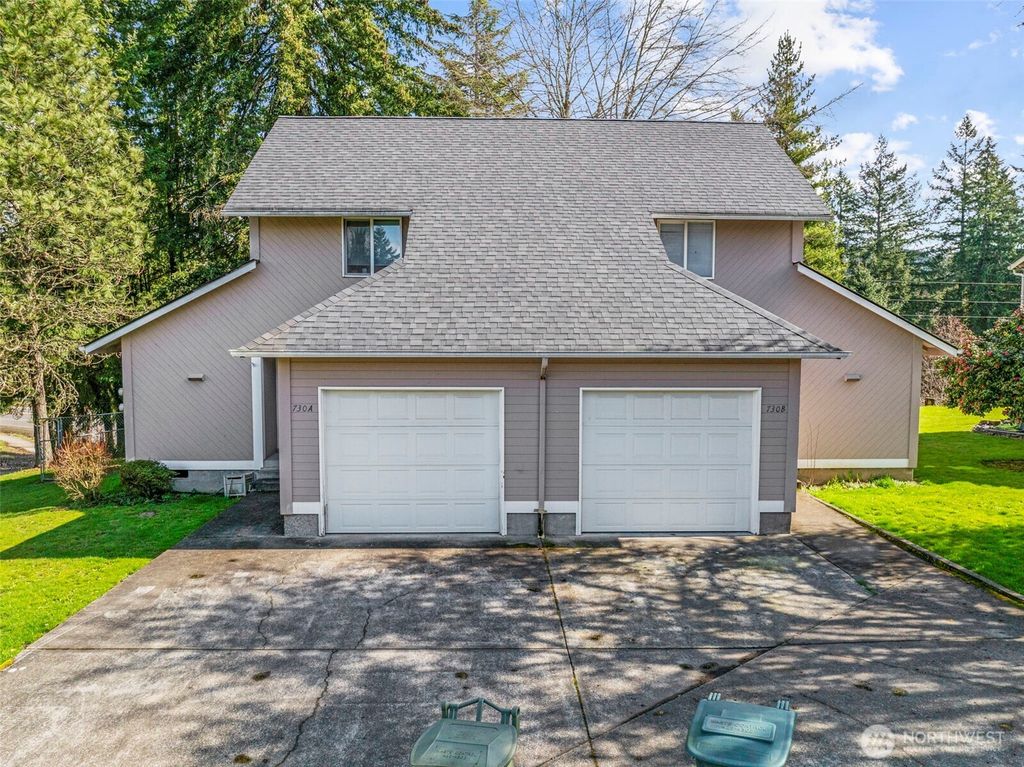 730 Little Avenue #A,B, Castle Rock, WA 98611