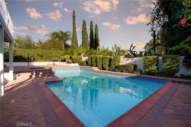 25182 Vespucci, Laguna Hills, CA 92653