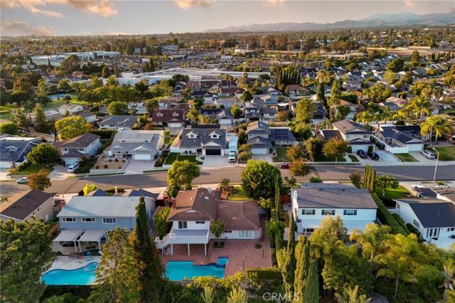 25182 Vespucci, Laguna Hills, CA 92653