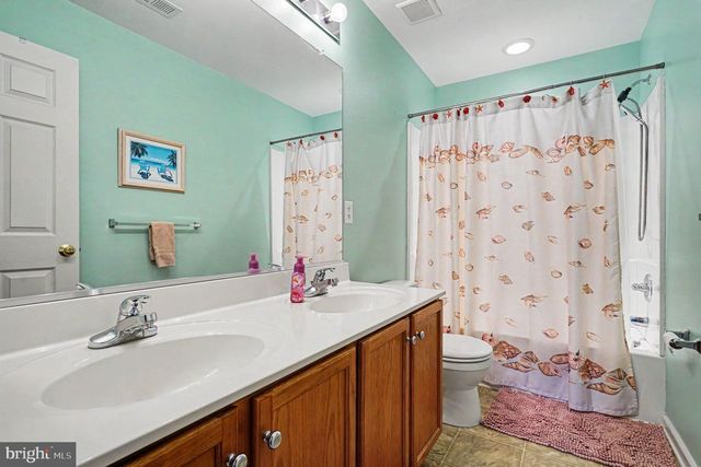 239 W BOURNE WAY, Millsboro, DE 19966