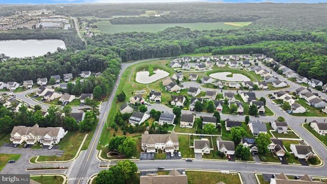 239 W BOURNE WAY, Millsboro, DE 19966