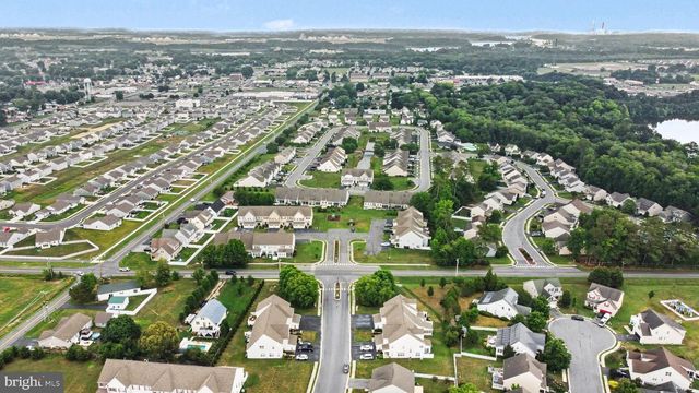 239 W BOURNE WAY, Millsboro, DE 19966