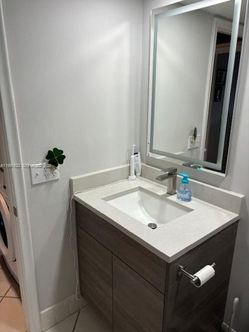 1001 SW 128th Ter 307B, Pembroke Pines, FL 33027