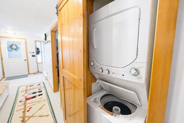 28E Crosstown Road, Dover, VT 05356