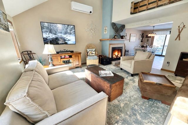 28E Crosstown Road, Dover, VT 05356