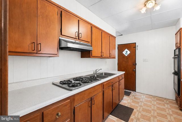 1720 W RIVER DR, Pennsauken, NJ 08110