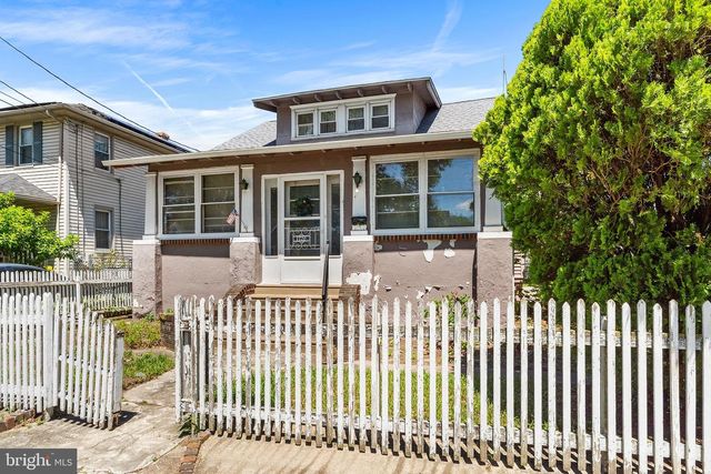 1720 W RIVER DR, Pennsauken, NJ 08110